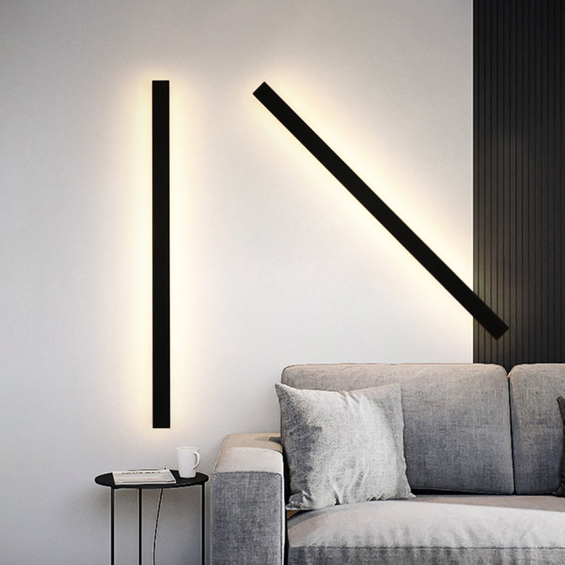 Arc Noir LED Wandlamp – Strakke Zwarte Metaal Designlamp